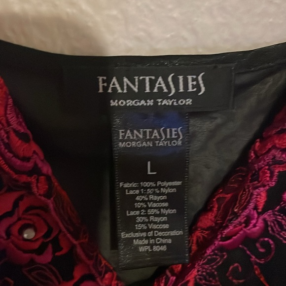 FANTASIES Rose Detail Lingerie top - Picture 3 of 4